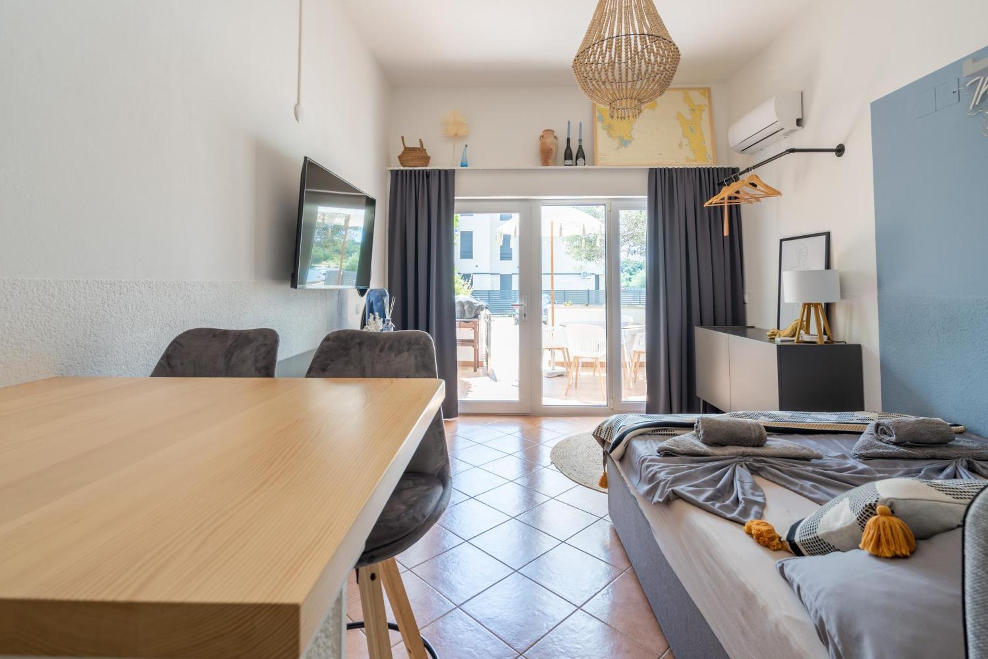 App Akumal-25M Zum Meer, Privatparkplatz, 50 Zoll Smart Tv, Sat Medulin Eksteriør billede